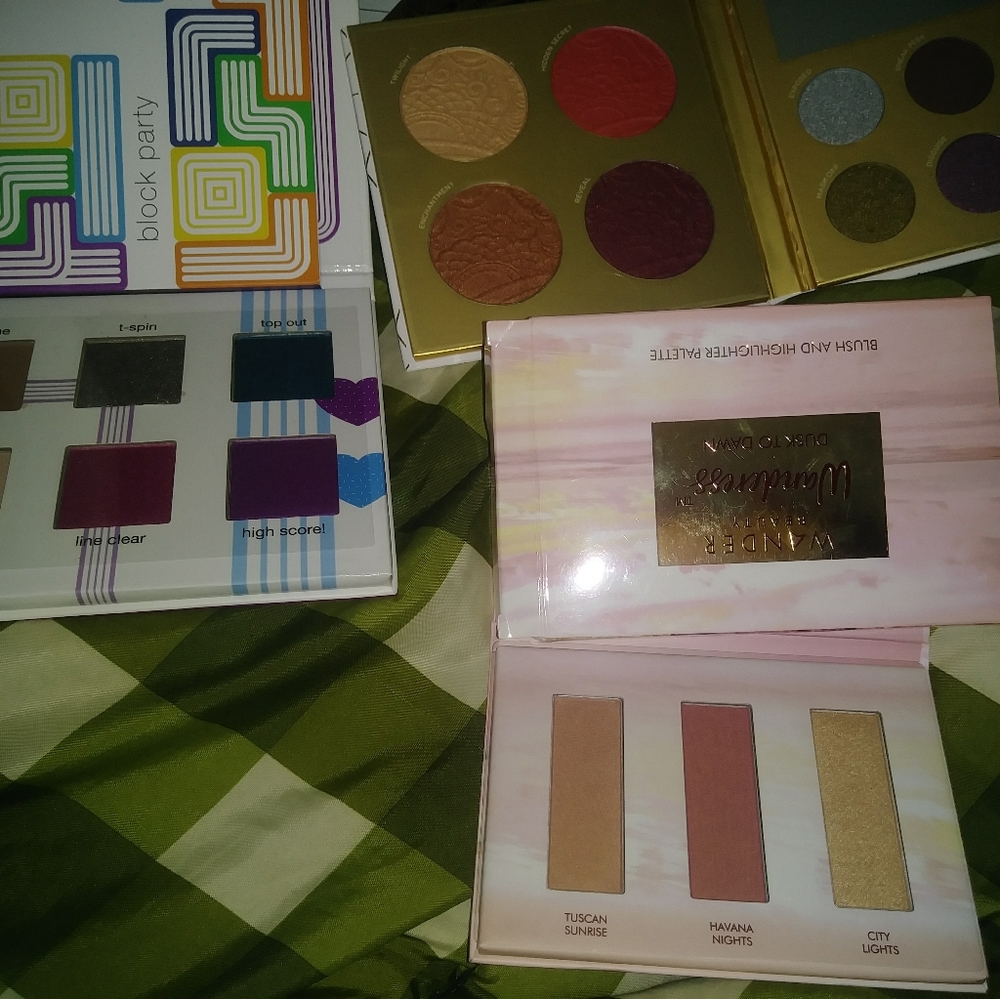Make up bundle eye shadow palettes sephora boxy